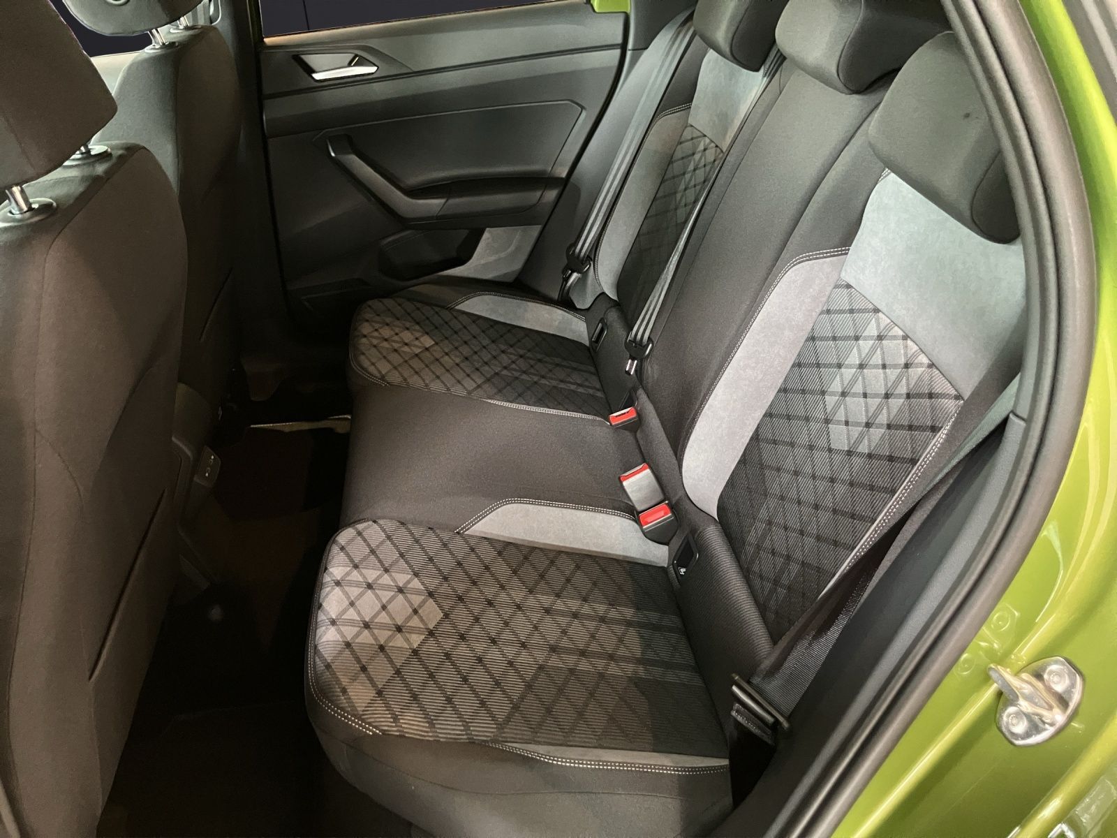 Fahrzeugabbildung Volkswagen Taigo R-Line Black-Style RearView