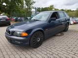 BMW 320i touring - - BMW 320 aus 2001: Kombi, 320i