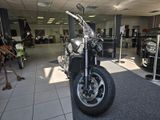 Triumph Rocket 3 Roadster Costum - Triumph