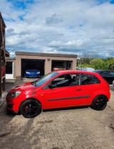 Ford Fiesta 1,6 16V Fun Fun - Ford Fiesta aus 2006: 1.6