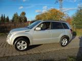 Suzuki Grand Vitara 2.4 Comfort 4x4 KLIMA NAVI XENON AH - Suzuki Grand Vitara mit Benzin-Antrieb