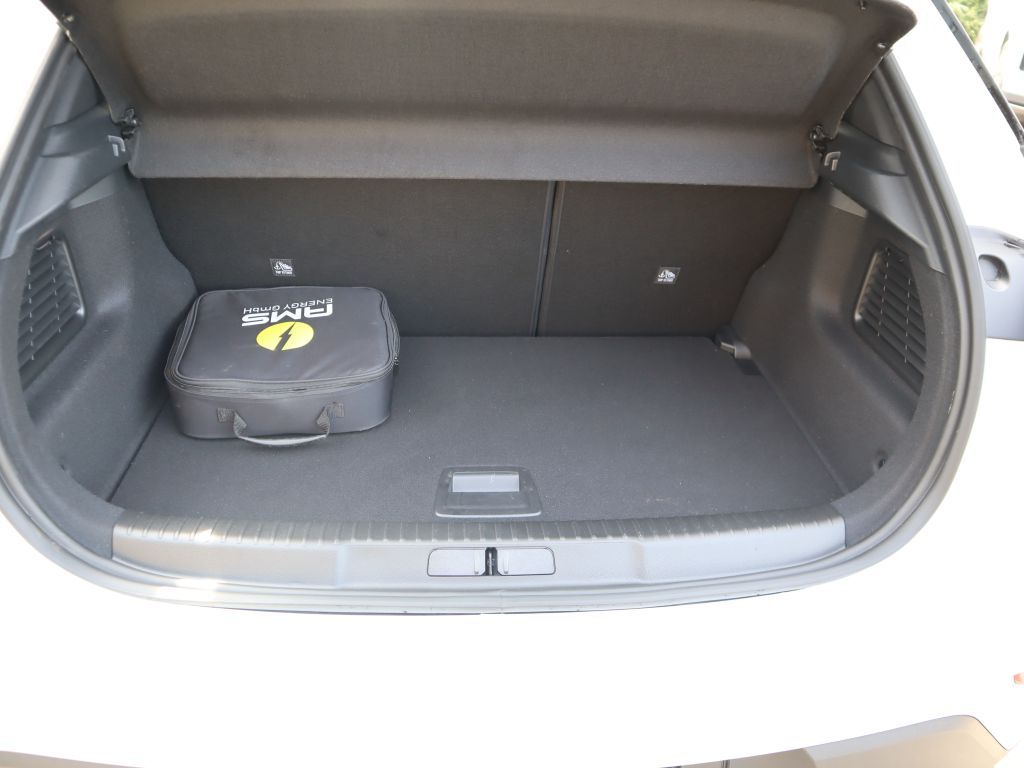 Fahrzeugabbildung Opel Mokka-e Elegance (B/B)