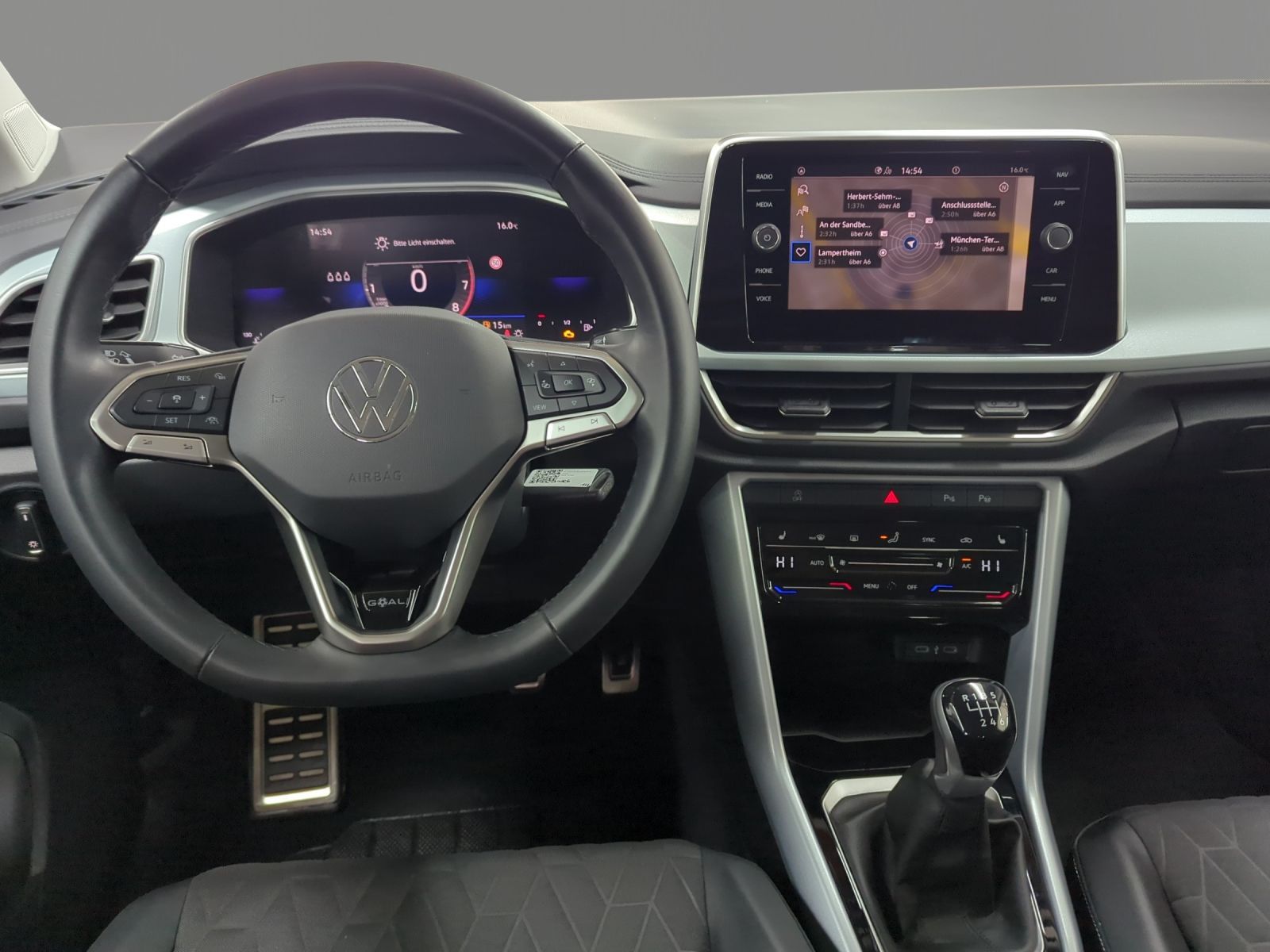 Volkswagen T-Roc - Bild 11
