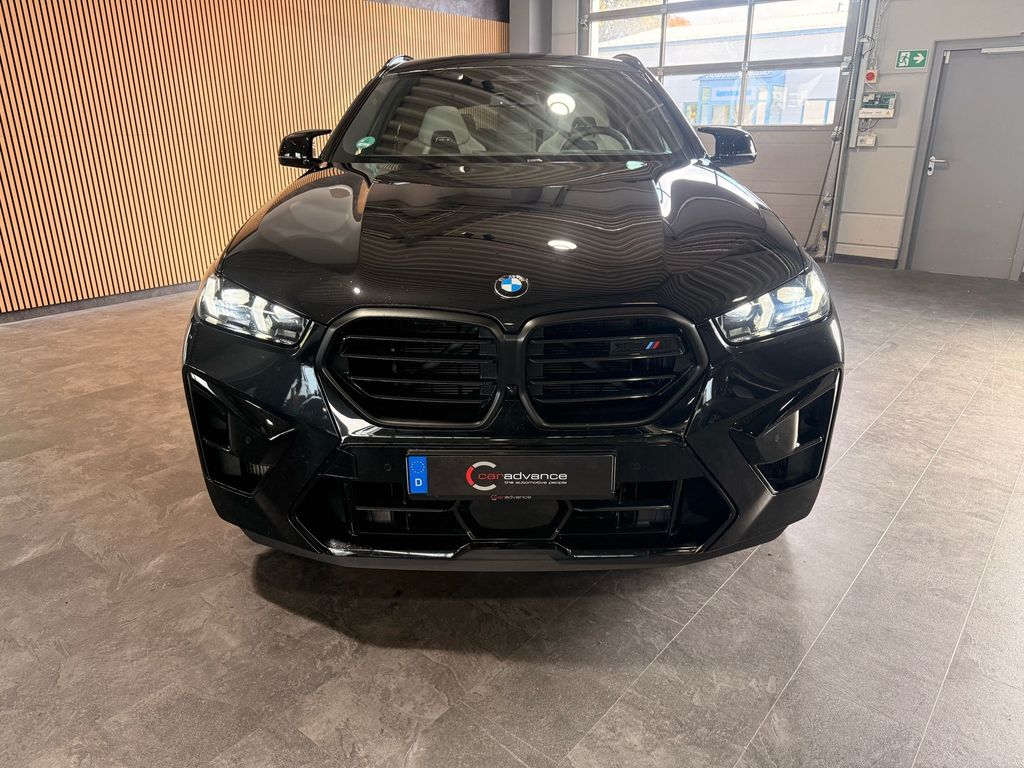 Image of BMW X6 M