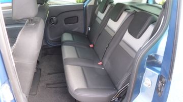 Renault Kangoo LIMITED Deluxe TCe 115 PS EDC Automatik A