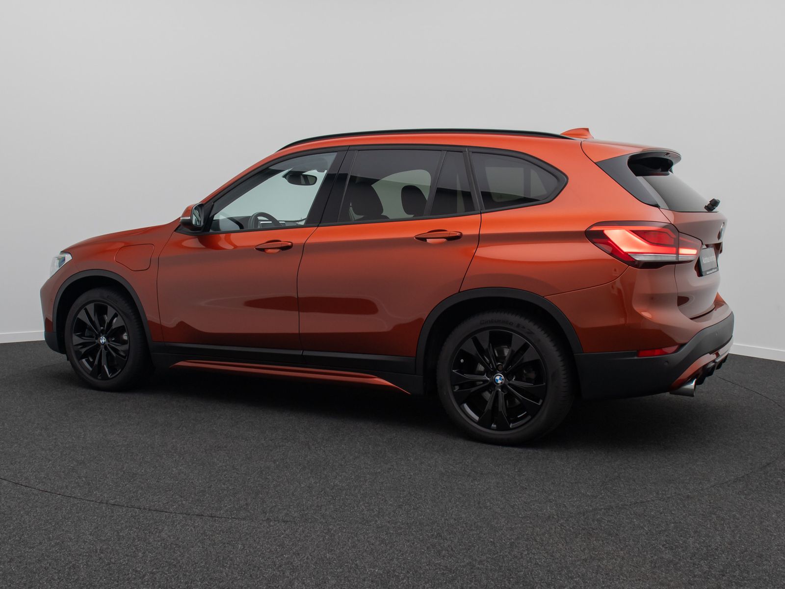 Fahrzeugabbildung BMW X1 xD25e Sport Line H/K Memory ParkAss DAB Leder