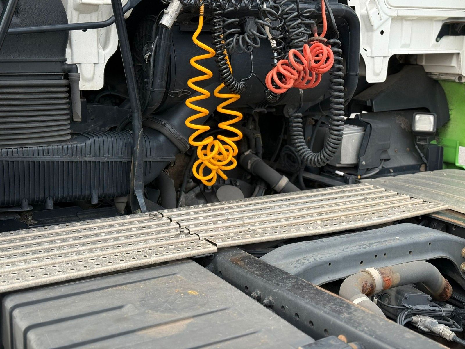 Fahrzeugabbildung MAN TGX 18.460 4x2 Retarder 2x Tank