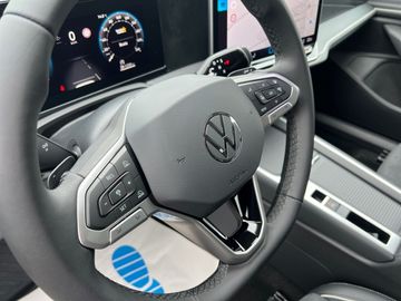 Volkswagen Passat Variant Business 2.0 TDI 150PS 7-Gang-DSG