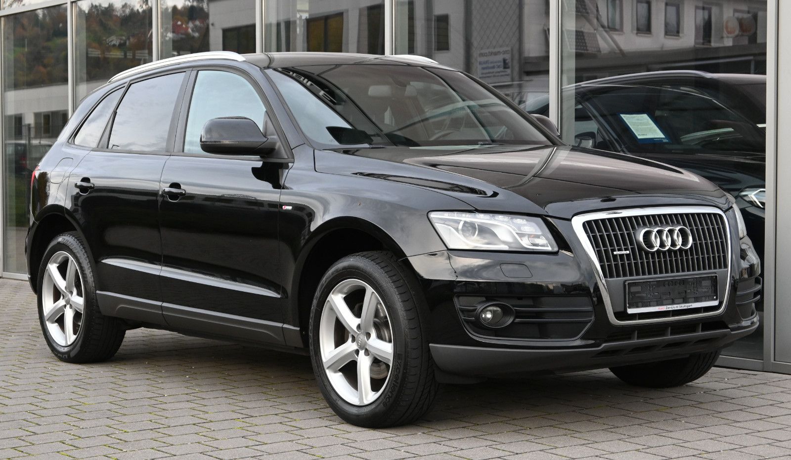 Fahrzeugabbildung Audi Q5 2.0 TFSI quattro S LINE °XEN.°8-FACH ALU°1.HD