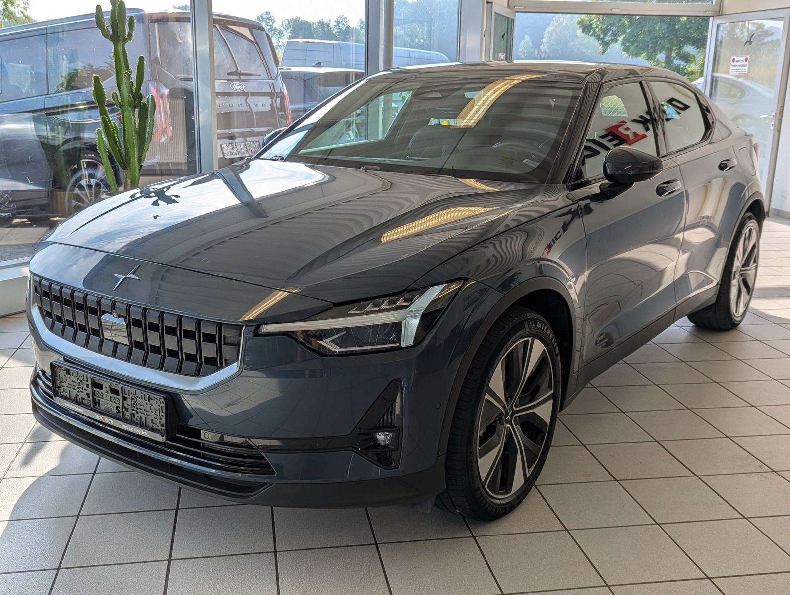Fahrzeugabbildung Polestar 2 78 KWh Long Range Pilot LED 360° MEMO SoH 95%