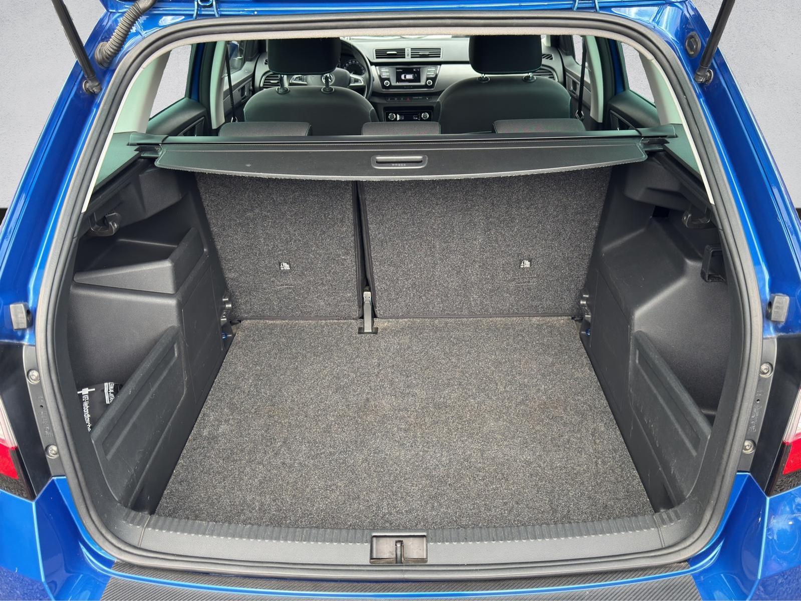 Skoda Fabia Combi 1.2TSI Tempomat PDC Alu16 Sitzhz DAB