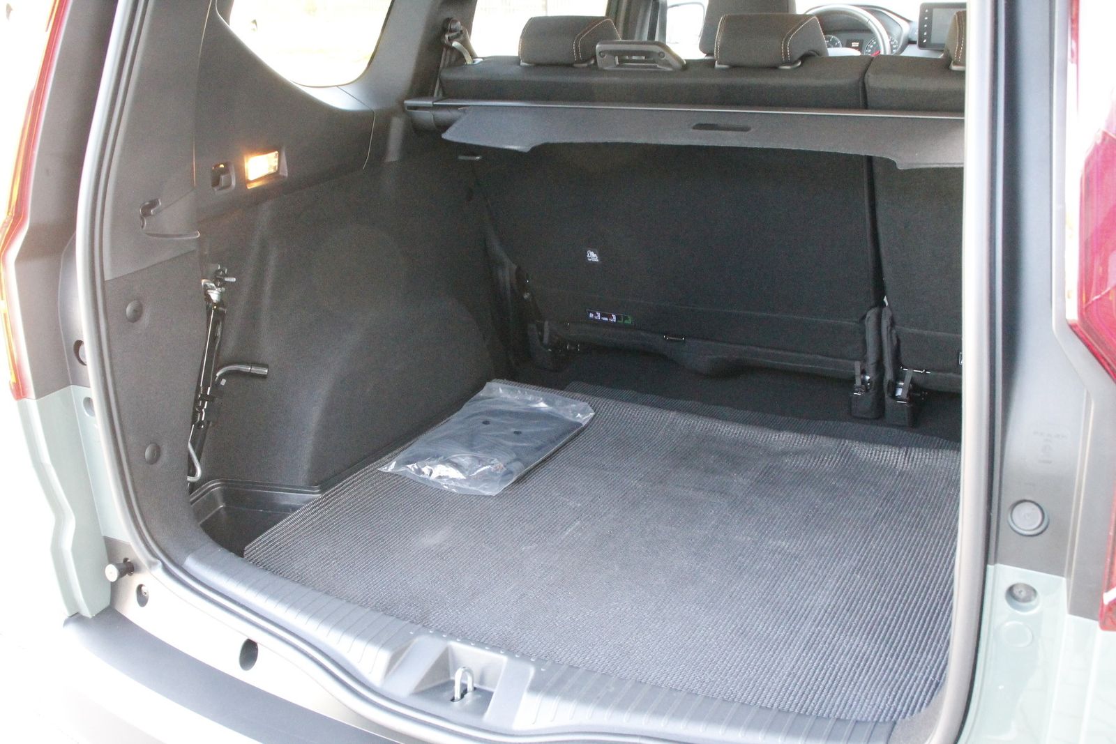 Fahrzeugabbildung Dacia Jogger Extreme+ TCe 110