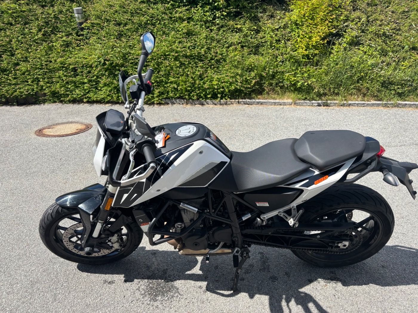 Fahrzeugabbildung KTM 690 Duke