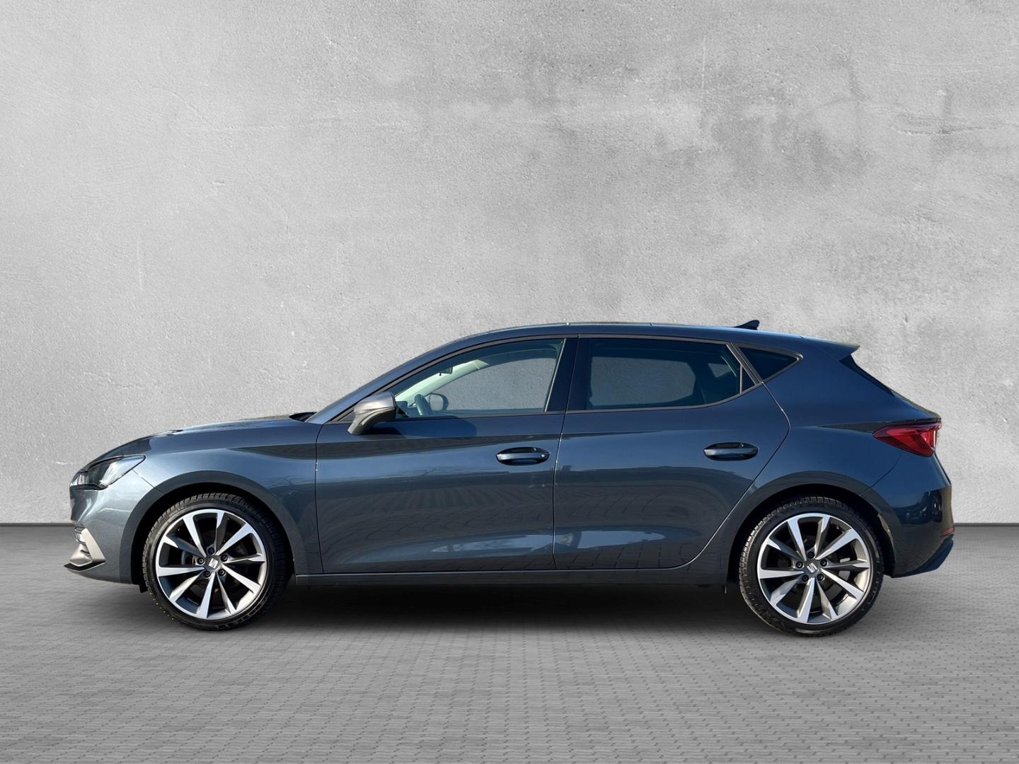 Seat Leon FR 1.5 TSI ACT LED FULL-LINK PDC TEMPOMAT K