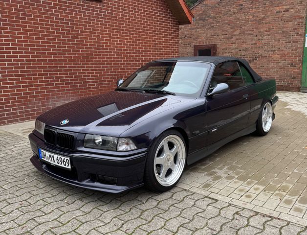 BMW 320i Cabrio 320i