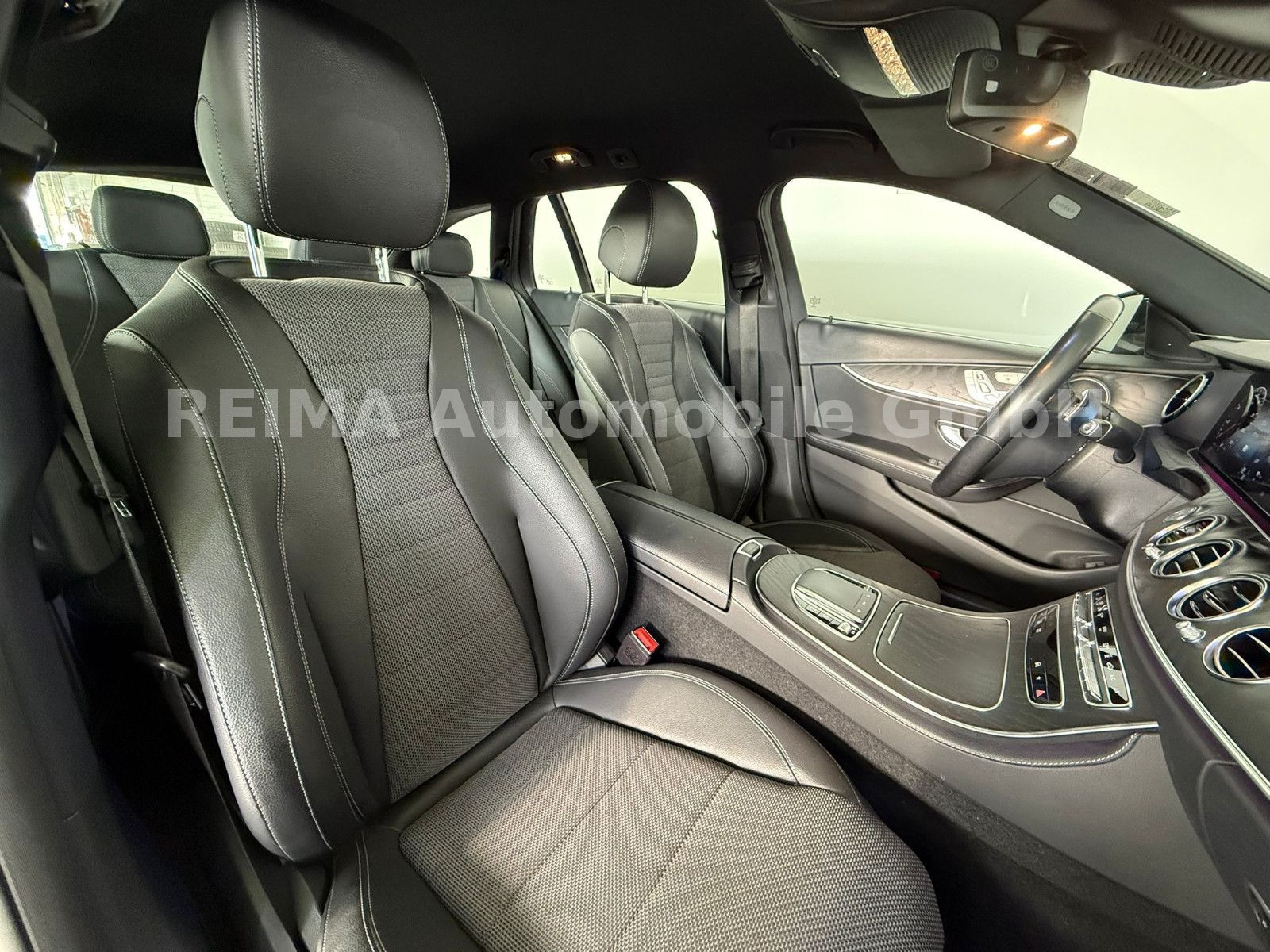 Fahrzeugabbildung Mercedes-Benz E 300 de T 4Matic,
