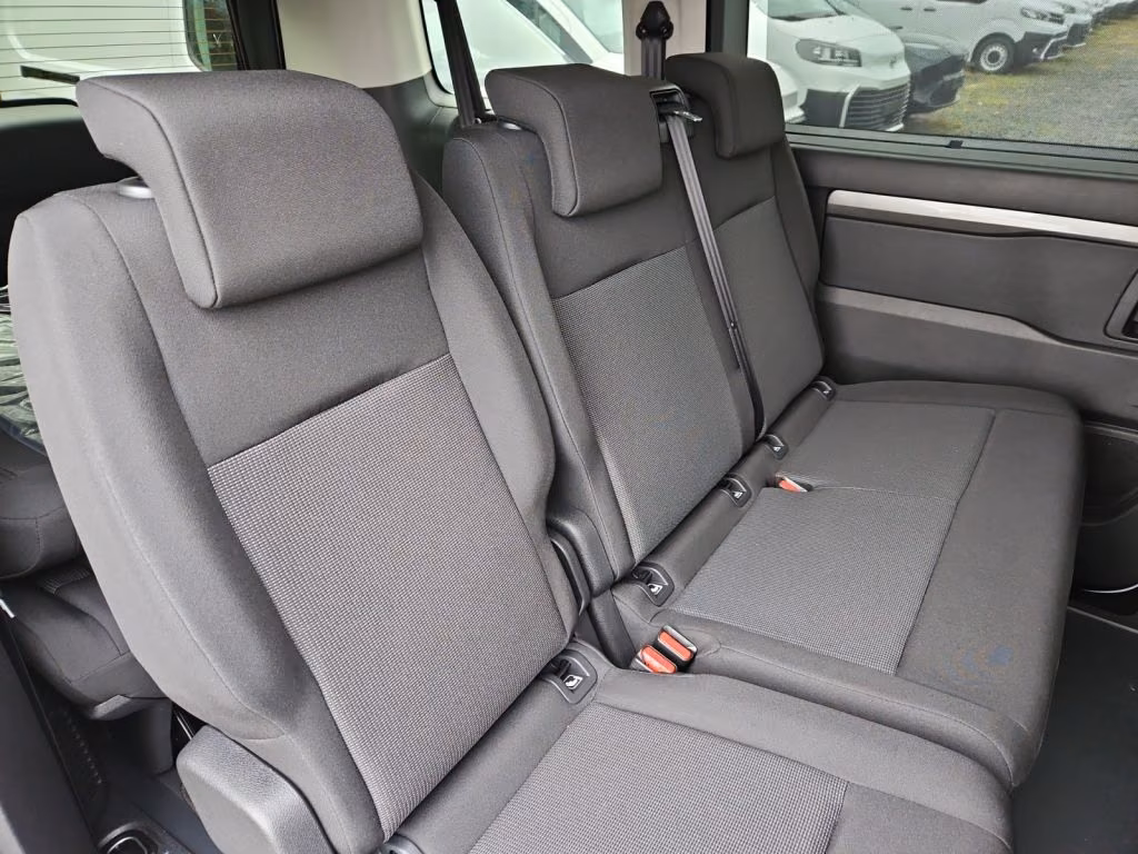 Toyota Proace 2,0-l-D-4D L1 (8-Si.) Verso Comfort (V)