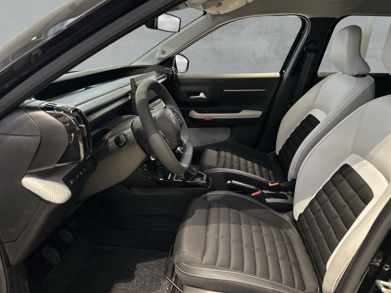 Fahrzeugabbildung Citroën C3 Aircross Turbo 100 PLUS