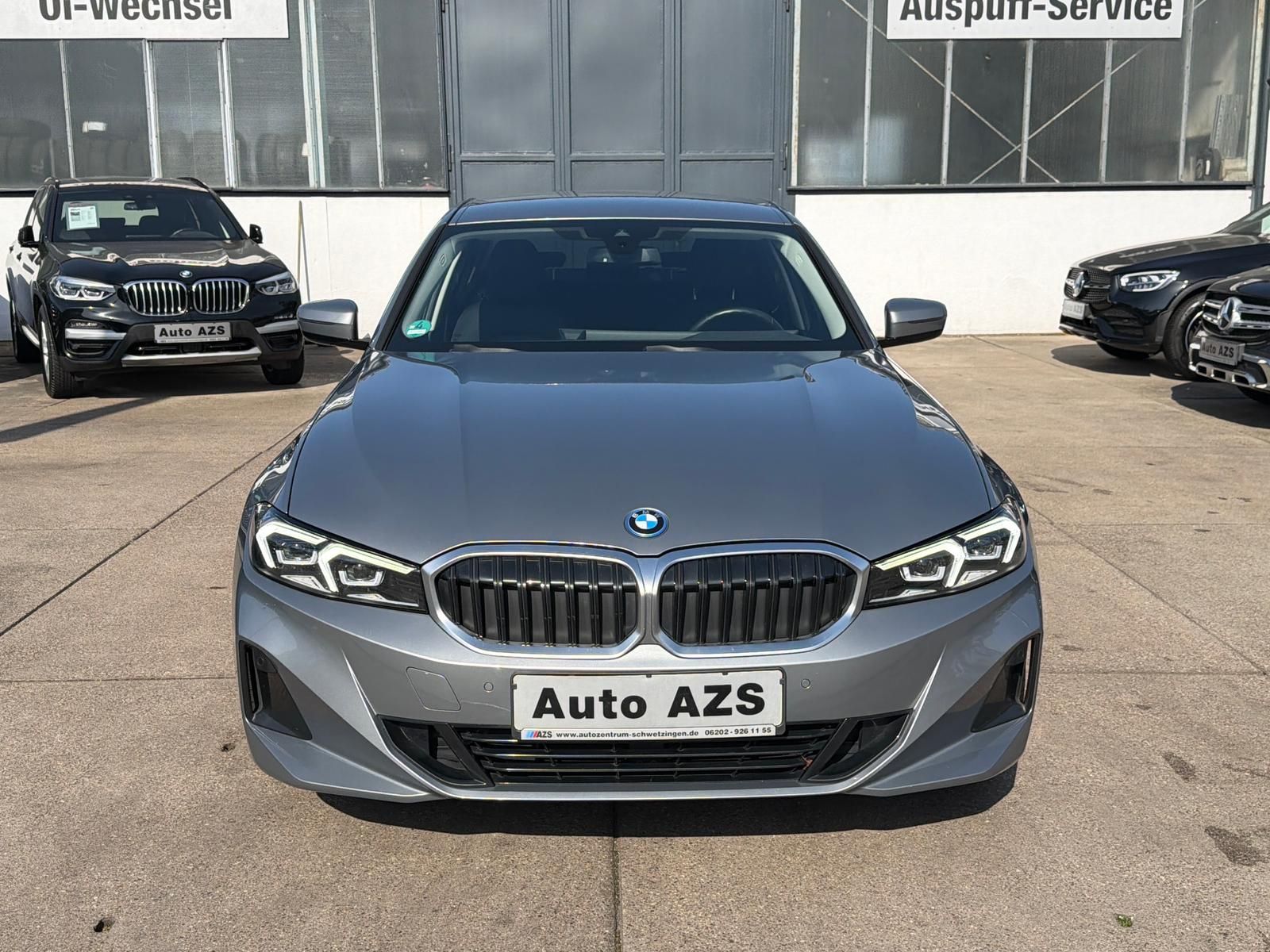 BMW 320 Facelift Limousine/1.Hd/HEAD UP/NAVI/PDC/LED foto 2
