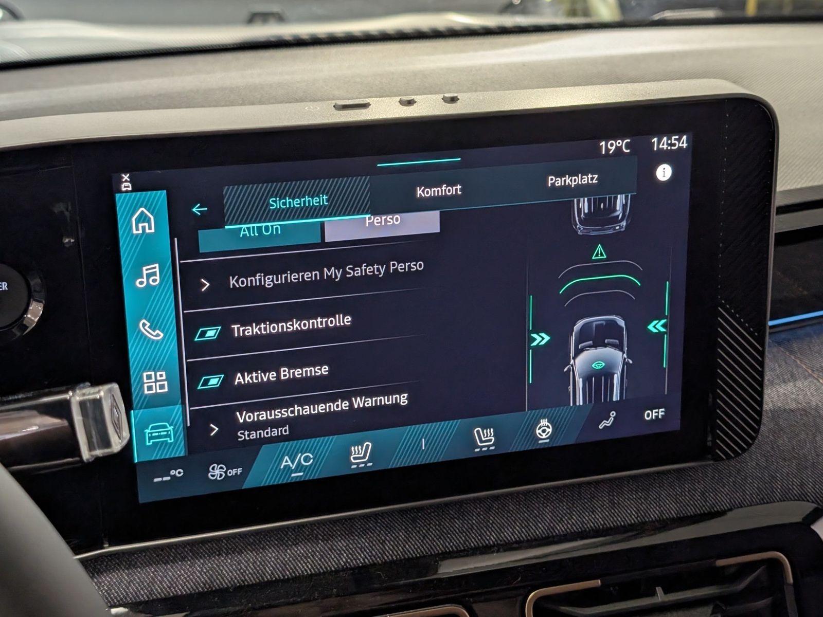RENAULT R 4 E-Tech Elektrisch Techno 150 Comfort Range – Bild 20