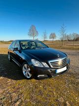 Mercedes-Benz E 350 BlueTEC AVANTGARDE Autom. AVANTGARDE