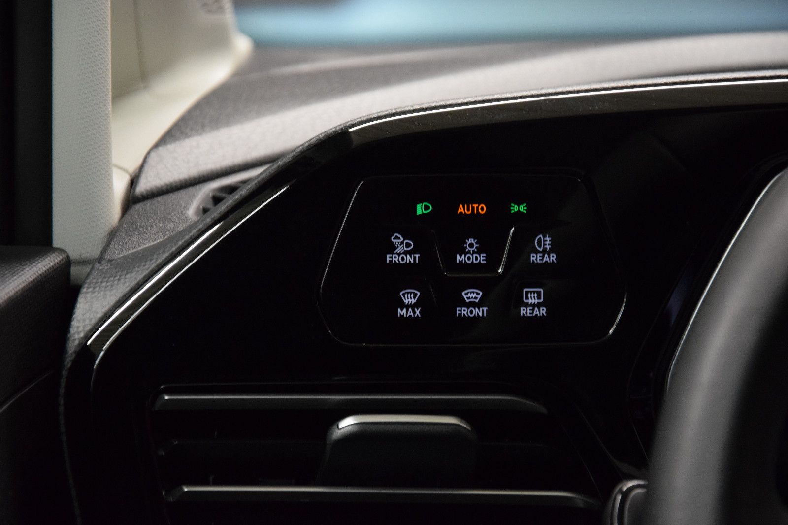 Fahrzeugabbildung Volkswagen Caddy Style Maxi Navi LED ACC 7 Sitze