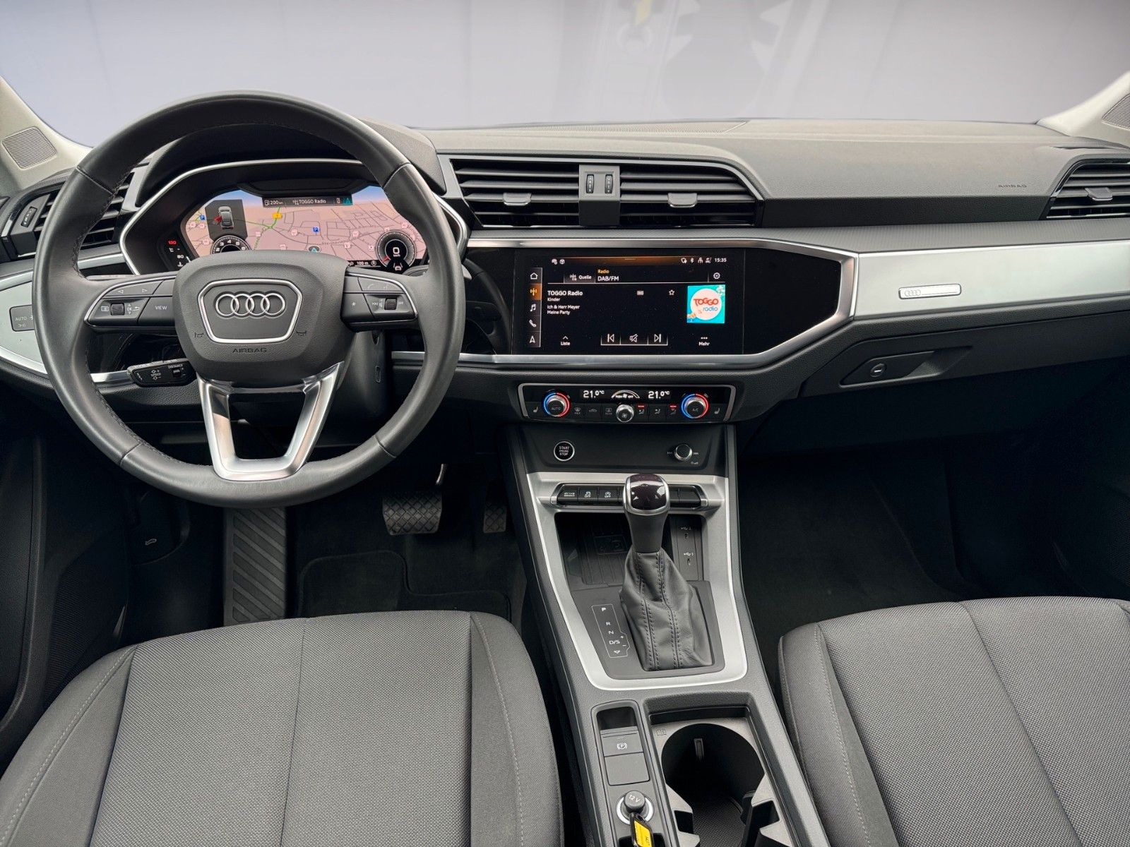 Fahrzeugabbildung Audi Q3 Sportback 35 TFSI S tronic