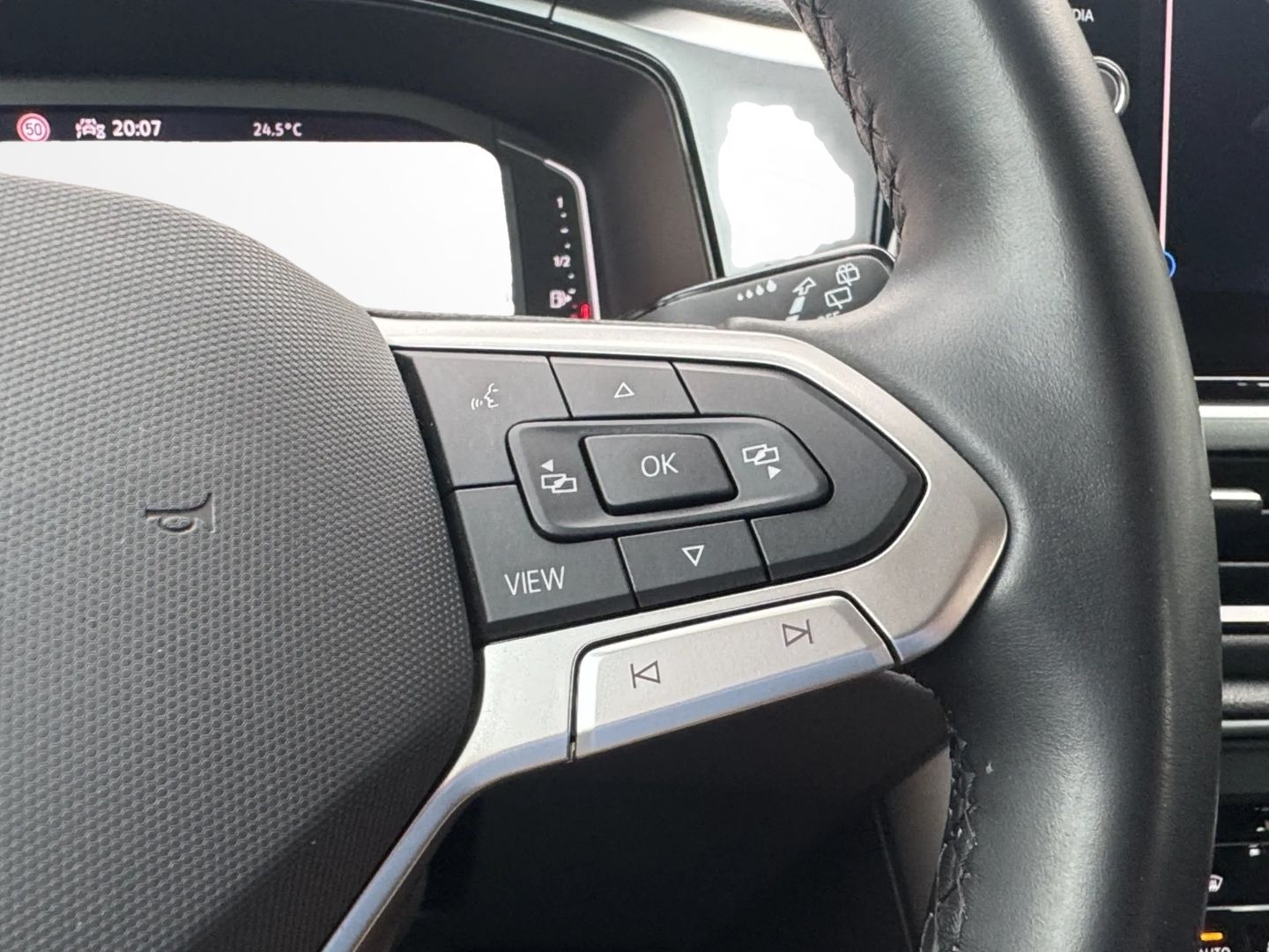 T-Roc 1.0 TSI LIFE *NAVI*LED*KEYLESS*KAMERA*
