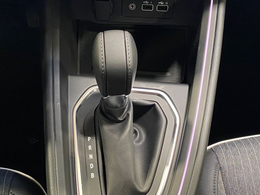 Fahrzeugabbildung Mitsubishi Colt TOP 1.6 Hybrid