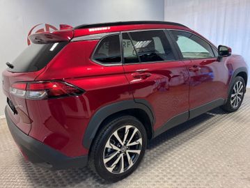 Toyota Corolla Cross AT*AHK*Navi*LED*8 fach bereift