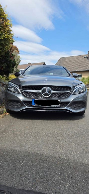 Image of Mercedes-Benz C 220