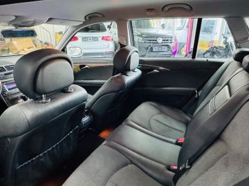 Mercedes E 200 - 7