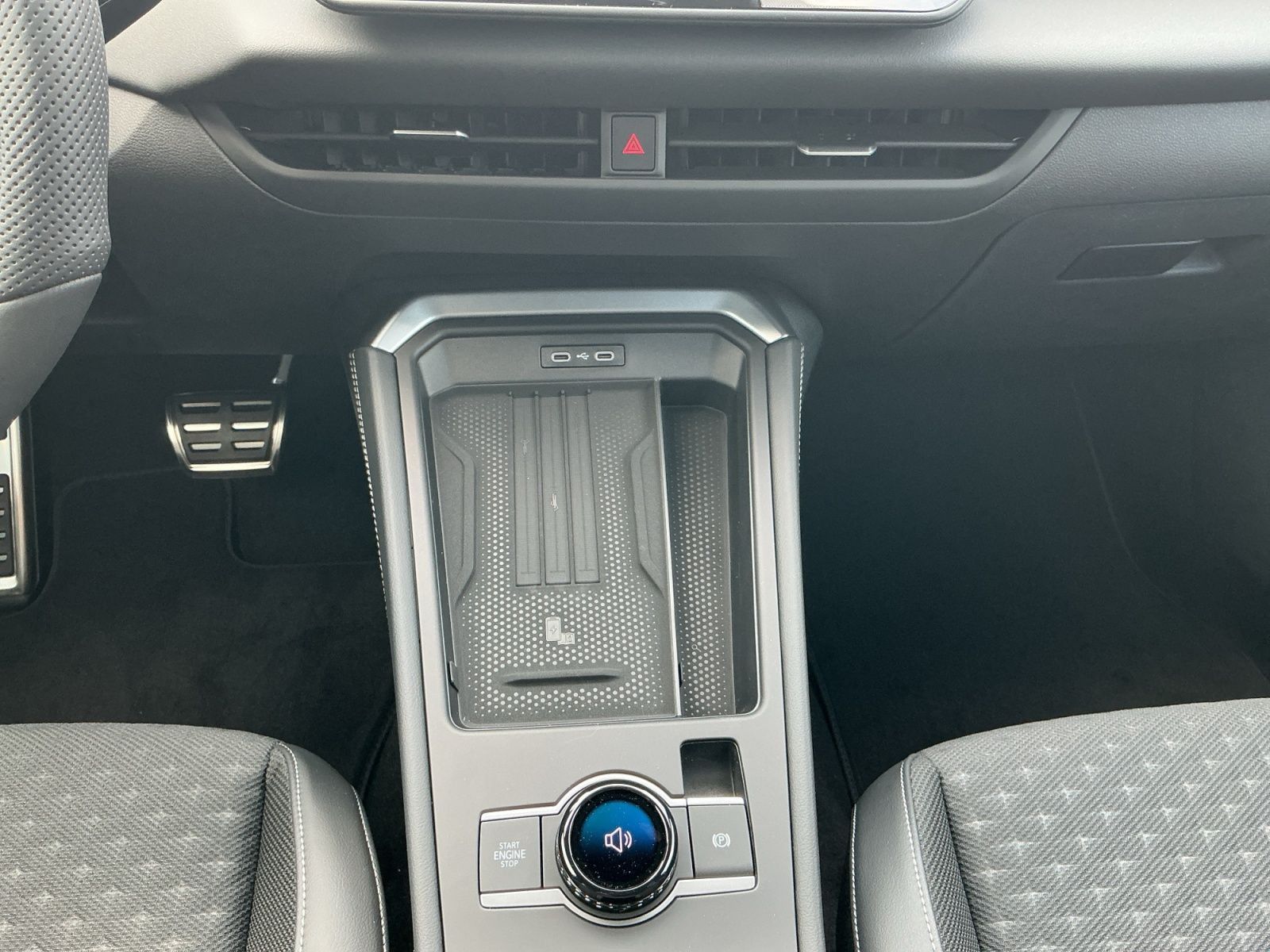 Volkswagen T-Roc - Bild 11