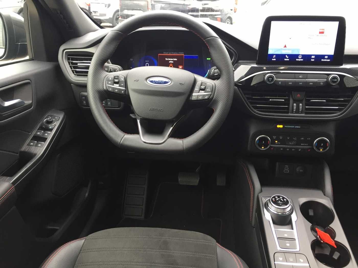 Ford Kuga 2.5 ST-Line X Plug-In Hybrid AHK, Panorama. imagem 2