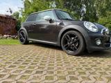 MINI Cooper D AT Cooper - MINI MINI mit Diesel-Antrieb: Braun, Leder