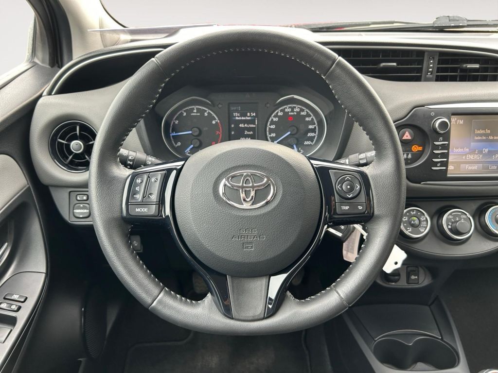 Fahrzeugabbildung Toyota Yaris 1.0 VVT-i Comfort