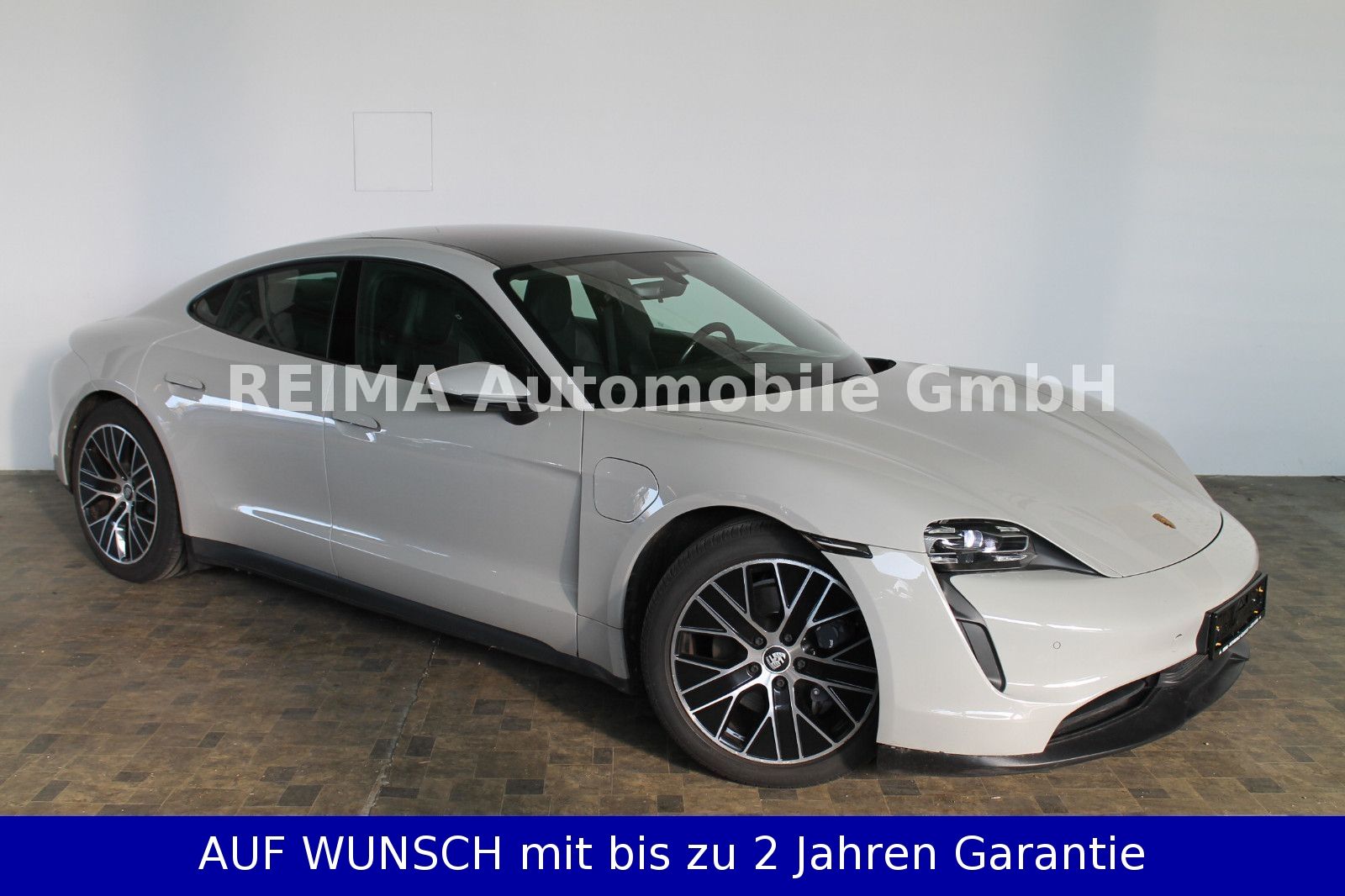 Fahrzeugabbildung Porsche Taycan  Performance , Pano, Leder, Keyless
