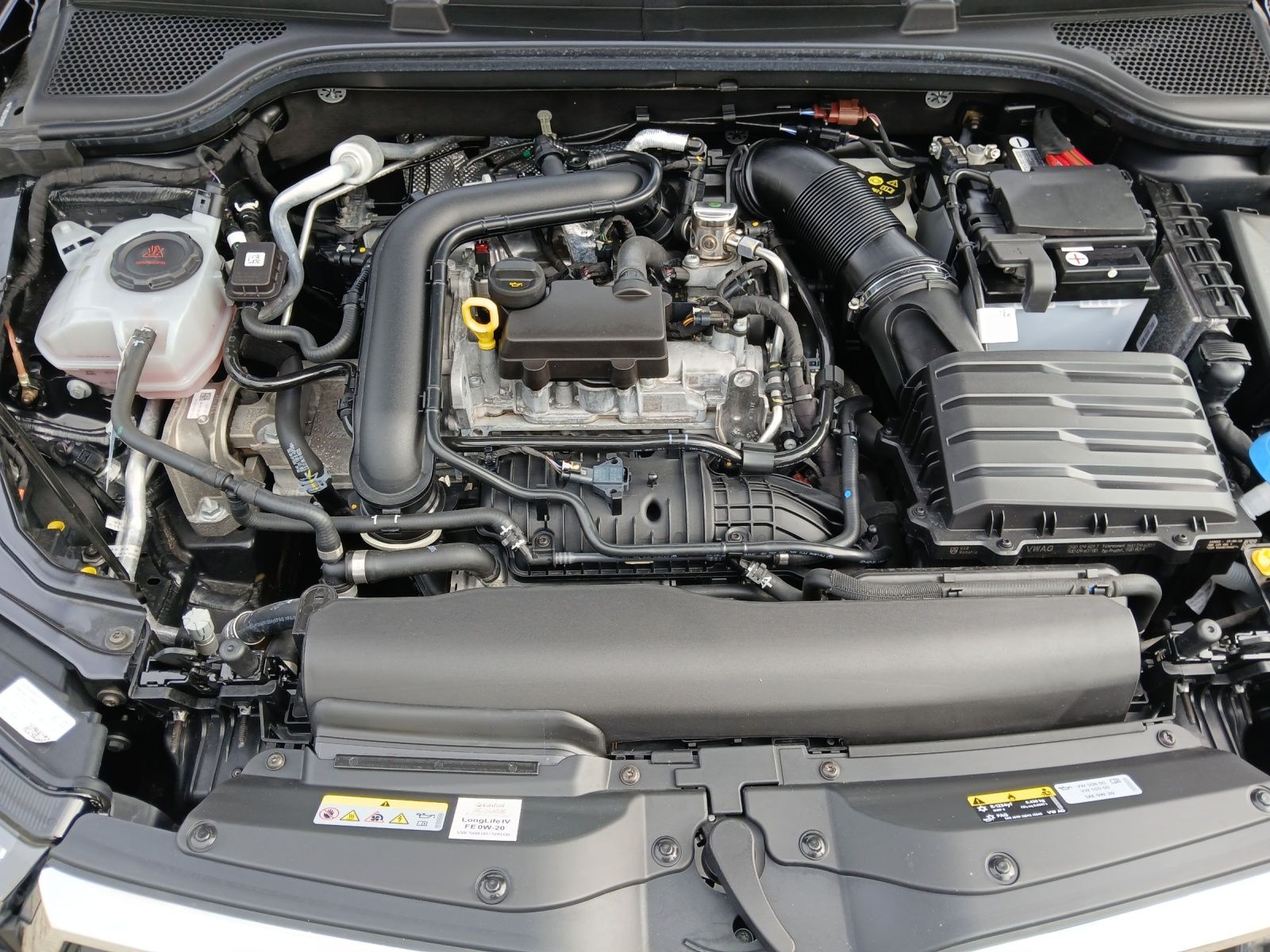 Fahrzeugabbildung SKODA Kamiq TSI Style LED ACC RFK SH