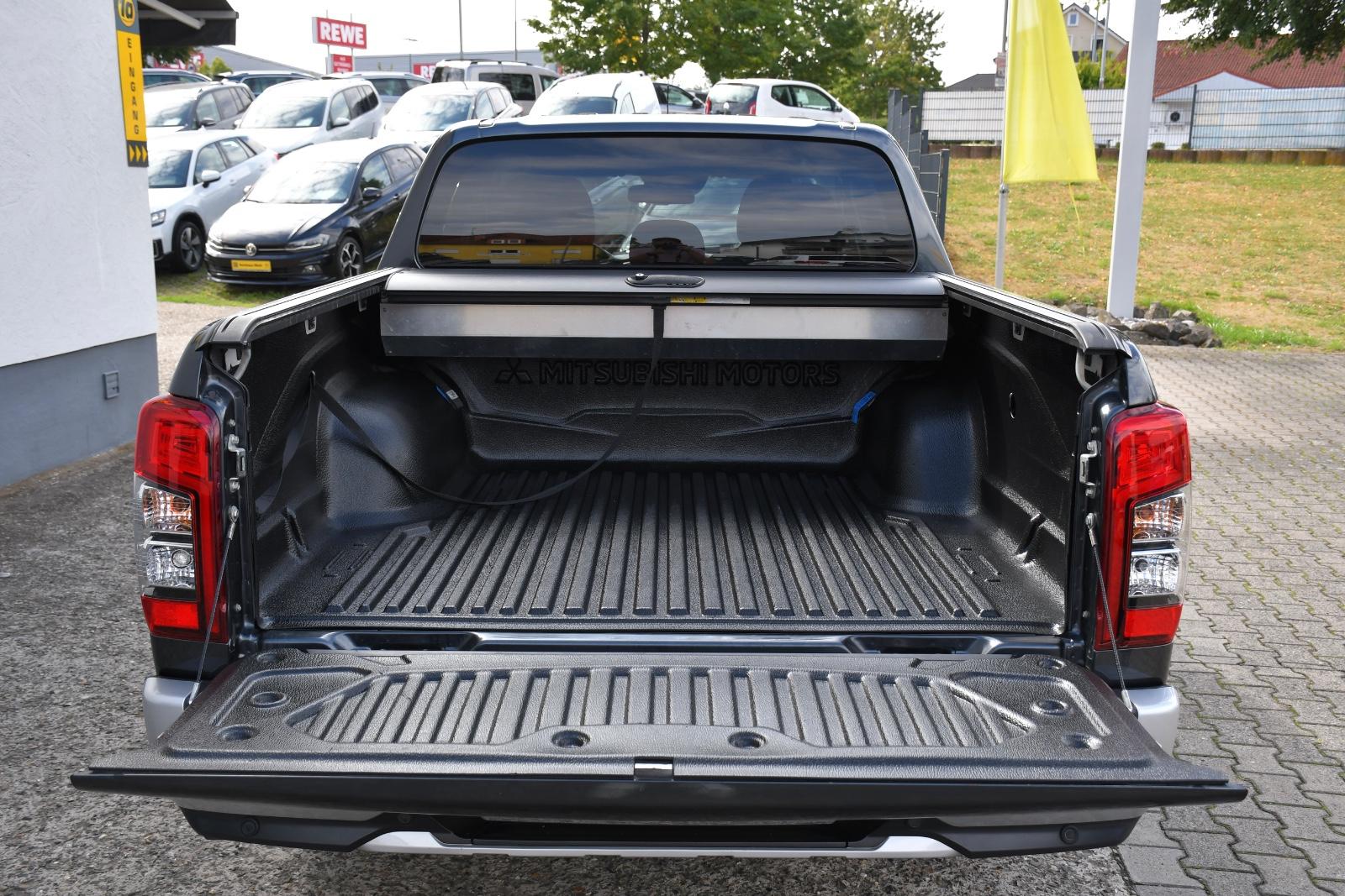 Mitsubishi L200 Spirit Doppelkab. 4WD Sitzh Kamera LED Spur