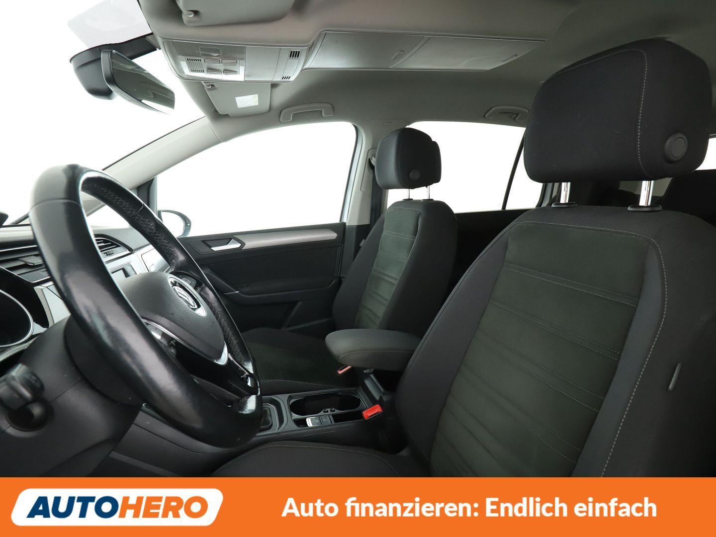 Volkswagen Touran 1.4 TSI Comfortline BlueMotion Tech *NAVI