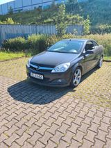 Opel Astra 1.8 ECOTEC Cosmo Cosmo - Opel Astra aus 2010: Cabrio
