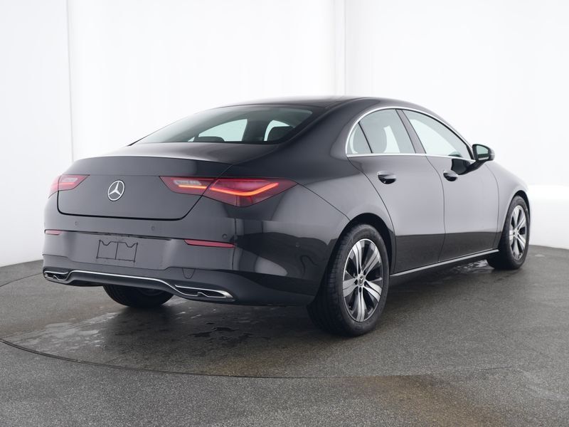 Fahrzeugabbildung Mercedes-Benz CLA 180 Coupé Progressive*LED*Kamera*MBUX*PDC*