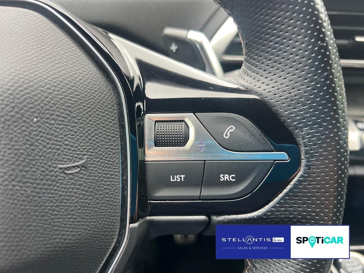 Peugeot 3008 1.2 PureTech 130 GT *Pano*AppleC*Shz*