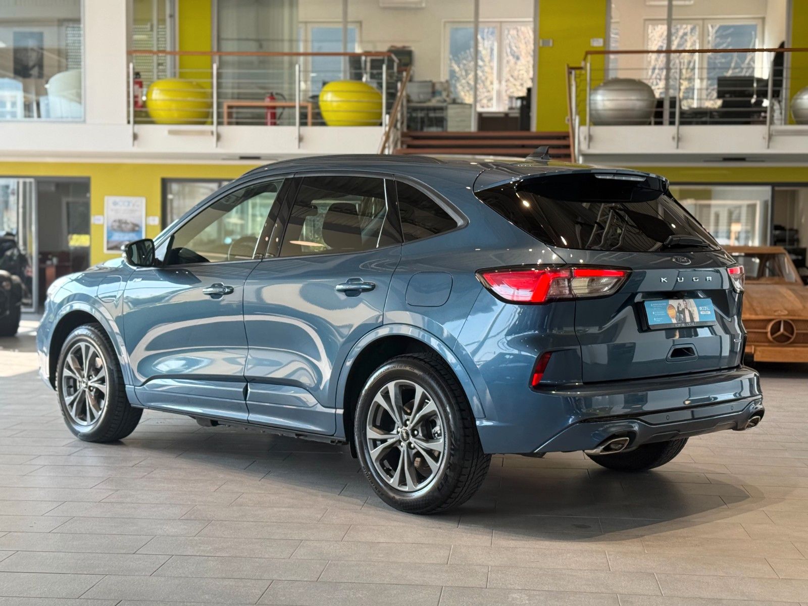 Ford Kuga Plug-In Hybrid *ST-Line*PDC*AHK* imagem 3