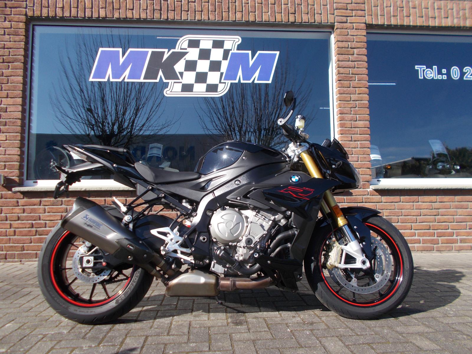 BMW S1000R Sport & Dynamik, Akrapovic