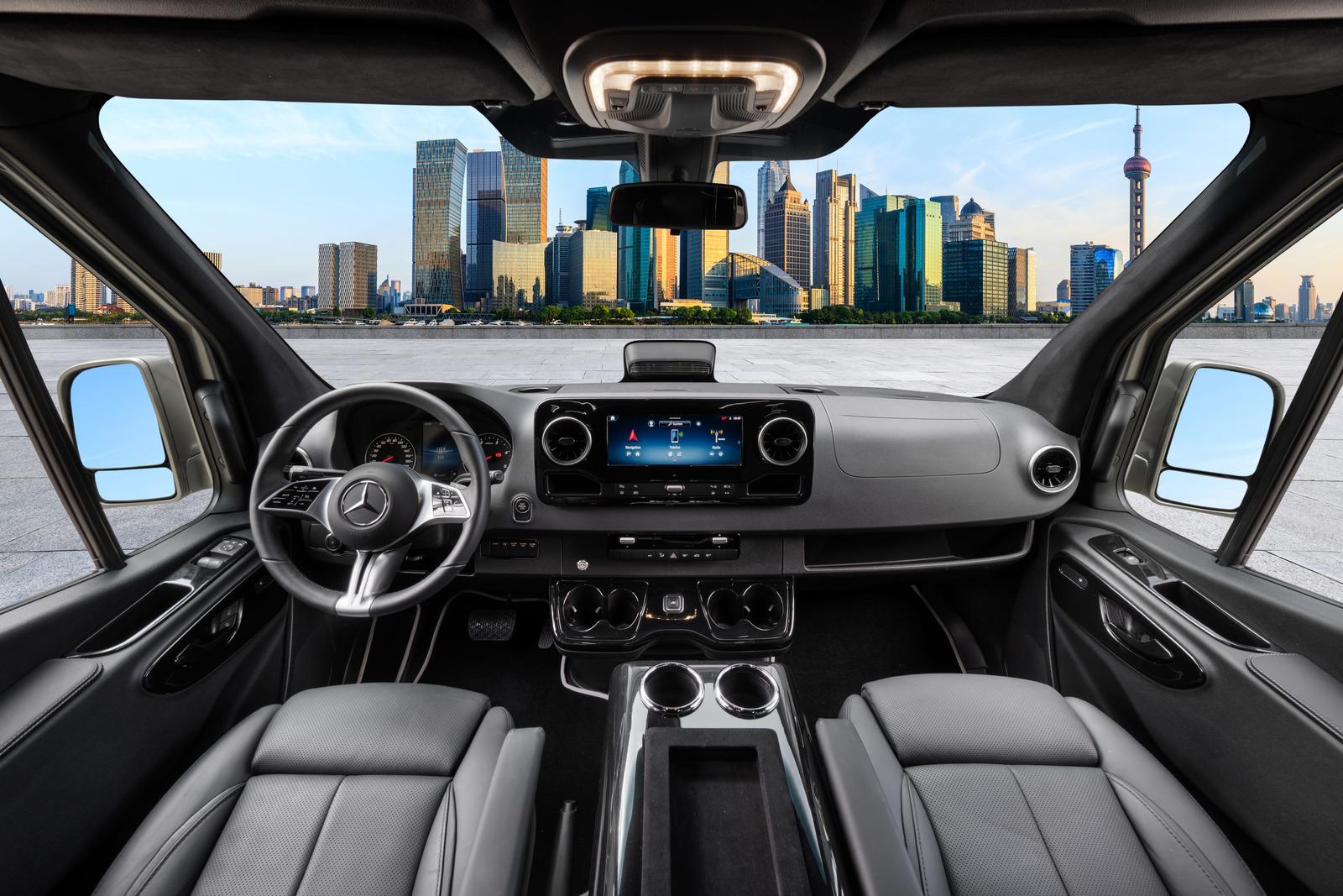 Mercedes-Benz Sprinter 519 - VIP luxury performance 2026