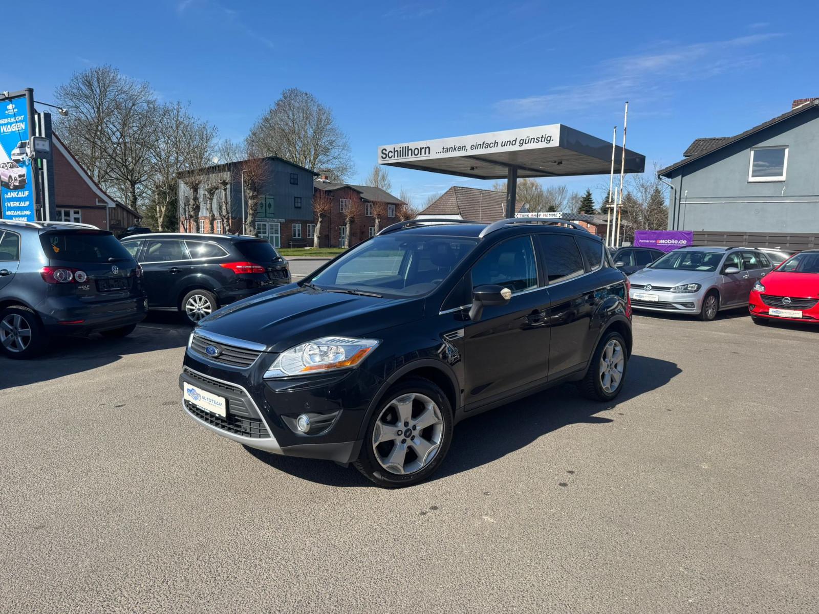 Ford Kuga Titanium AUTOMATIK/AHK/LEDER/PANO/TEMPOMAT