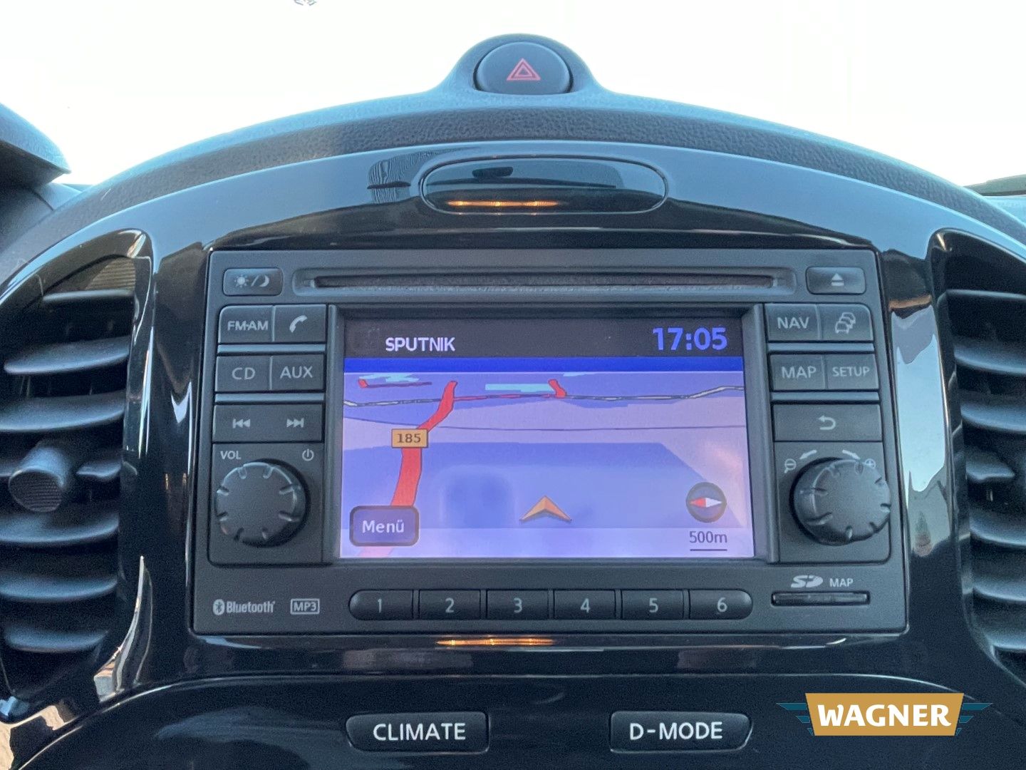 Fahrzeugabbildung Nissan Juke Acenta Rückfahrkamera leichter Frontschaden