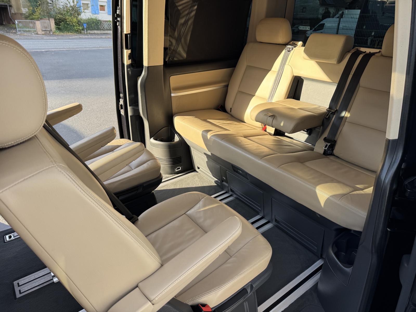 VOLKSWAGEN T5 MULTIVAN 2.0 TDI 179ch HIGHLINE 4MOTION BVA Toit ouvrant Sièges chauffants cuir