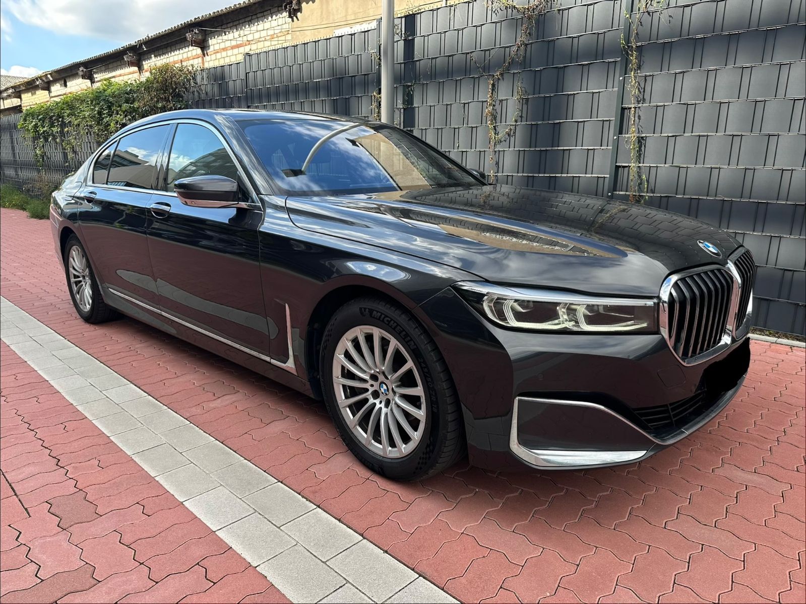 BMW 730 - 1